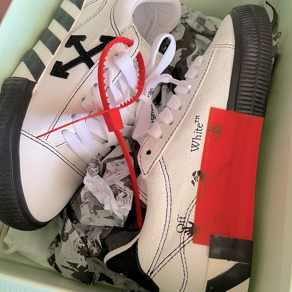 Off white new arrow low vulcanized